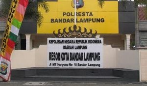 Polresta Bandar Lampung Ciduk Dua Pegawai DPMPTSP Terduga Suap
