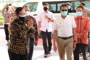 Mahfud MD Jelaskan Kasus Penusukan Syekh Ali Jaber di Lampung