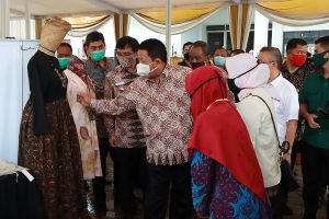 Gubernur Lampung Buka Pameran Semarak Batik dan Tanaman Hias