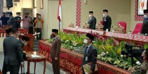 DPRD Lampung Barat Gelar Paripurna Pelantikan Anggota PAW
