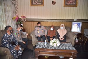 Polda Lampung Beri Pendampingan Psikologis Keluarga Korban KRI Nanggala-402